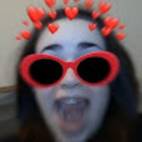 Meet your Posher, Julianna - Picture 1 of 1